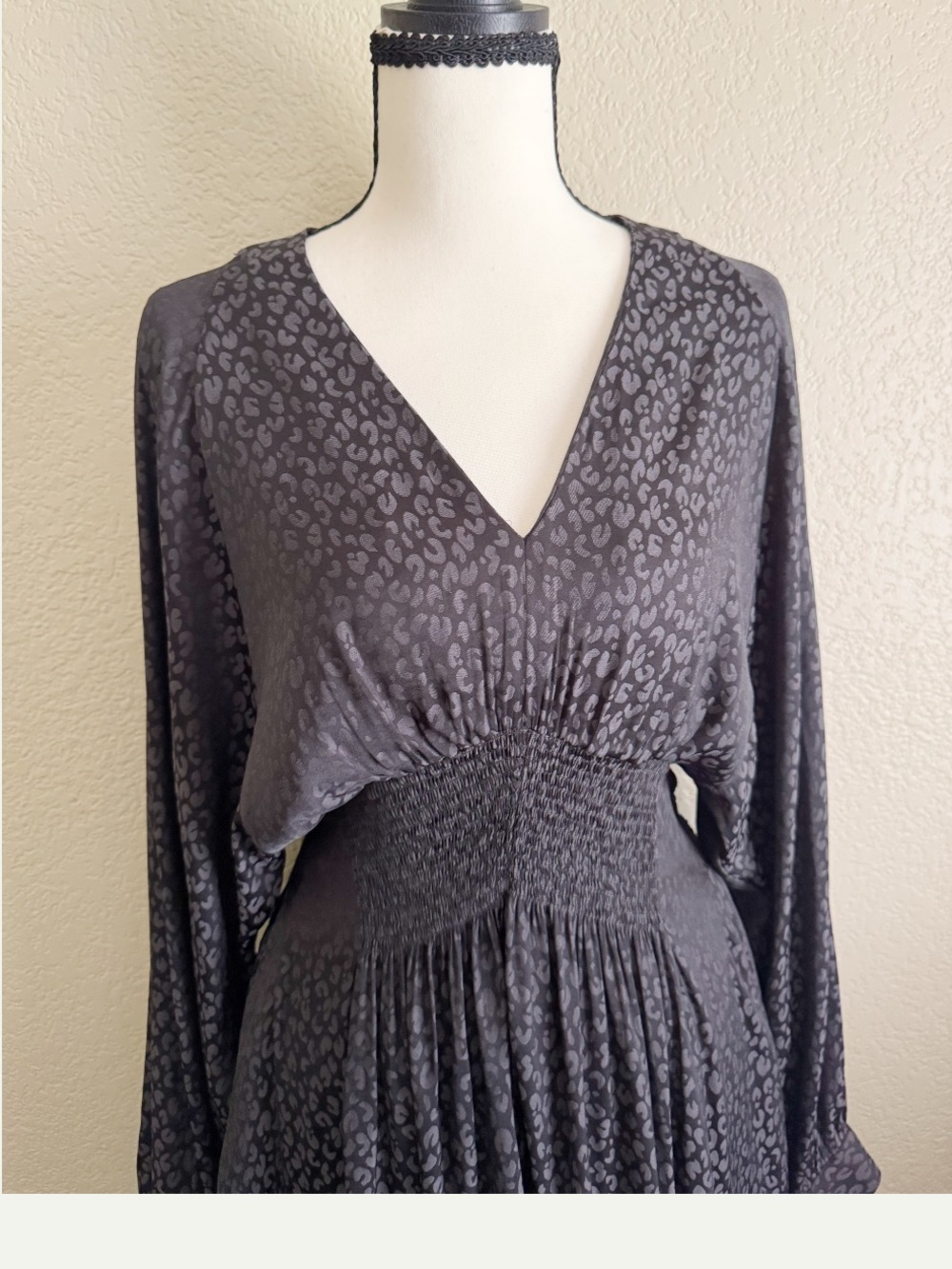 AllSaints Nichola Leopard Textured V‑Neck High-Low Mini Dress Small - Picture 8 of 14